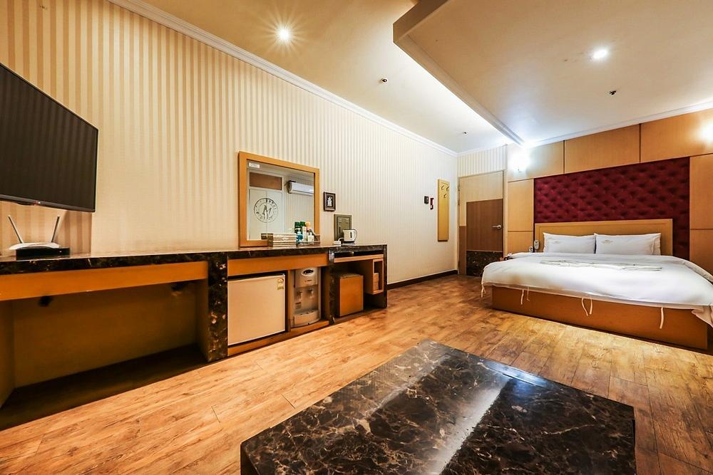 Coco Hotel Чхонджу Экстерьер фото